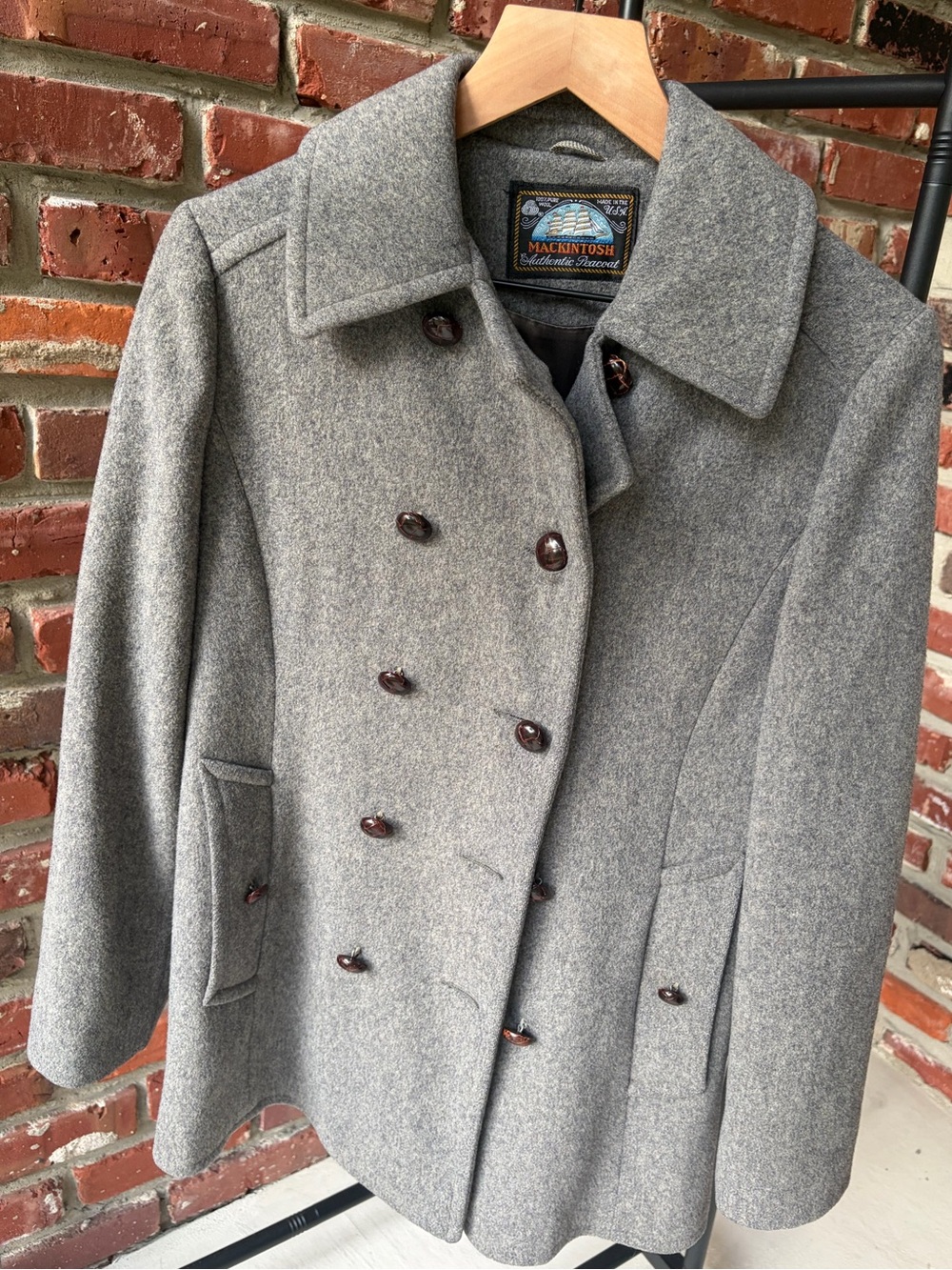 Mackintosh Gray 100% Wool Double-Breasted Vintage Peacoat Size Small